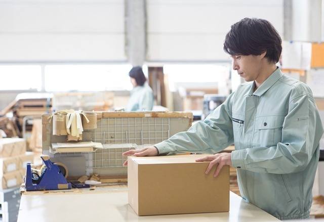 商品が届くのを楽しみに待っているお客様の為に丁寧に梱包をします！