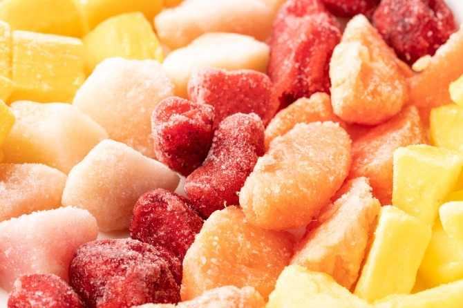 カットフルーツの検品！軽作業未経験の方も大歓迎！