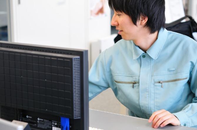 男性スタッフ中心に活躍中の職場です！事務経験ない方もPC文字入力ができればOK！