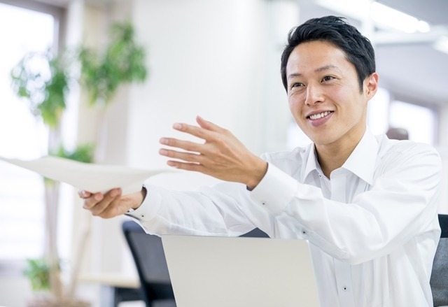 20～40代までの男女活躍中の職場！倉庫内の事務所でのお仕事です。