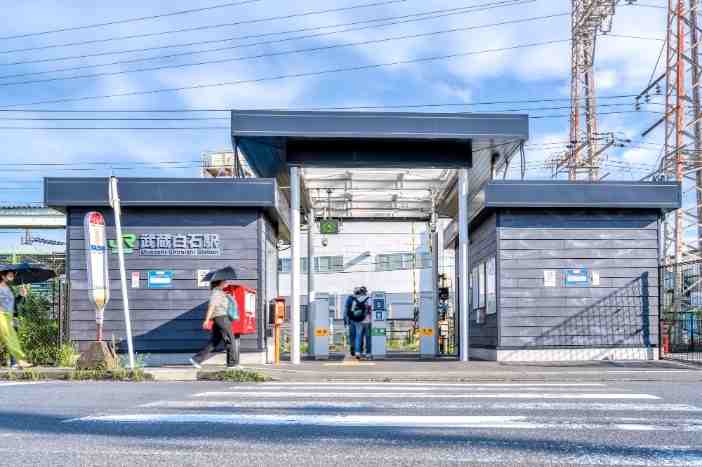 「武蔵白石駅」から徒歩5分の勤務地です！バイク通勤OK♪
