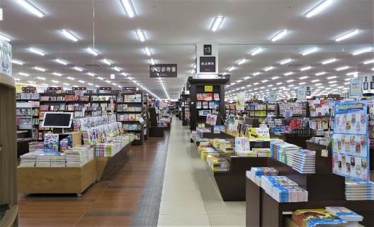書店を中心に、日記・手帳・カレンダーの売り場を巡回・管理します。