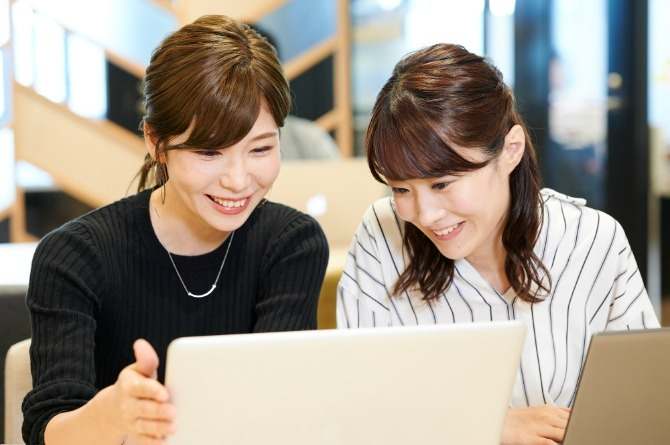 分からないことは丁寧に教えてもらえるので安心してお仕事スタートできます！