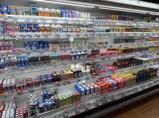 スーパーやコンビニに出荷する商品を扱います！どなたでもモクモクとできるお仕事！
