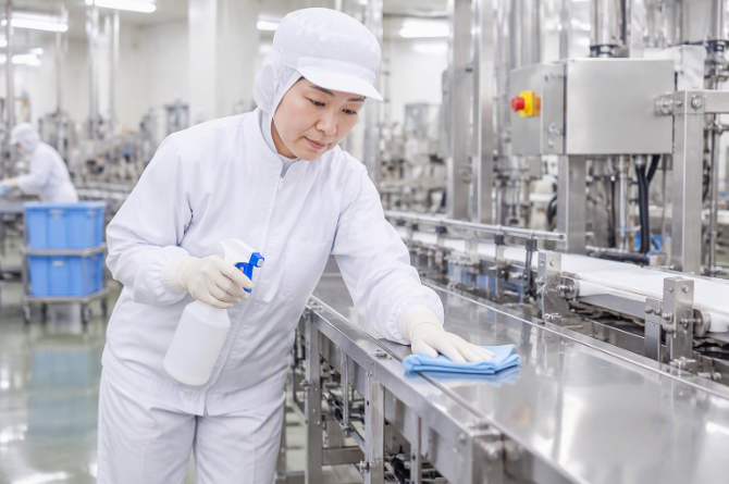 だれもが知っている大手企業！衛生的な食品工場でのお仕事！制服貸与で安心◎